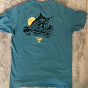 PFG men’s size medium